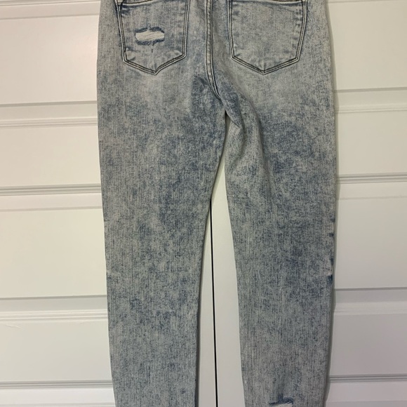 KanCan Jr “Gentle with Me” Light Blue Distressed Jeans size 9/28 - Picture 3 of 7